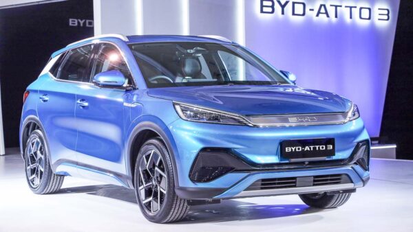 BYD ATTO 3 Electric Car - Price, Bookings, Features, Battery Range